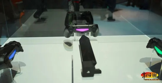 EA总裁曝光：Xbox720与PS4真容首度亮相！