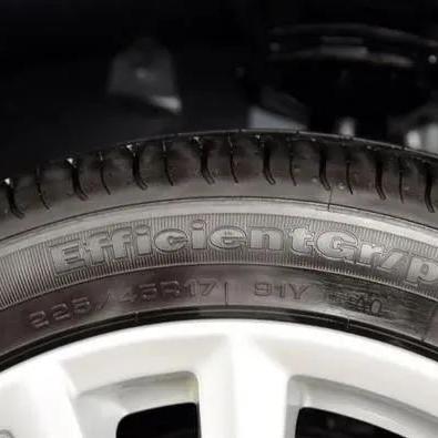 小米YU7轮毂选配揭晓,20+款轮毂,游戏玩家会爱哪款?