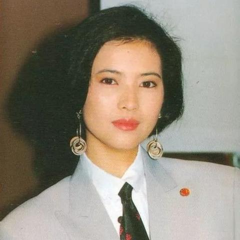 《堡垒之夜》新武器消音Scar：大佬轻松萌新凉凉新玩法揭秘