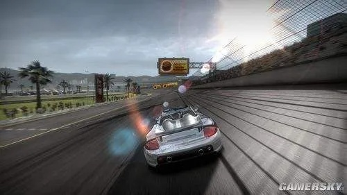 《极品飞车13》漂移技巧揭秘：掌握极限操控之道