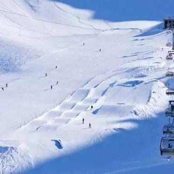 《堡垒之夜》滑雪旅馆位置速查！三所隐秘据点攻略揭秘