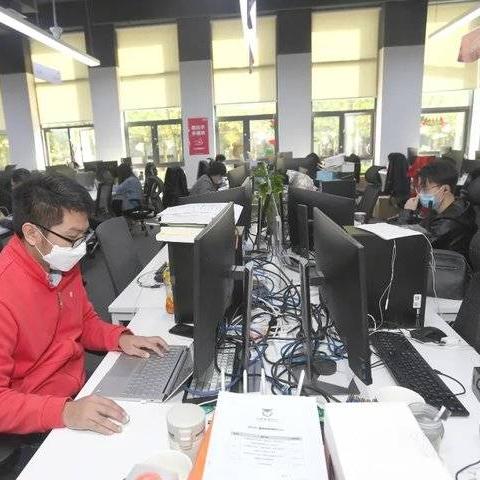 格力正面刚小米！新品技术对决，高管直言：技术比拼无悬念