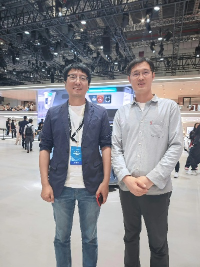 王化回应小米手机照片卡顿发热