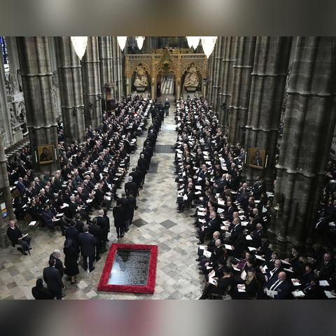 《人格解体》正式预告片发布！新品节试玩版独家首曝，体验全新游戏魅力