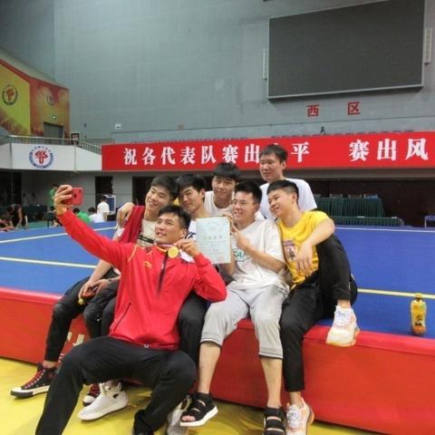 《解限机》手机甲选攻略：新手必看设置技巧与独家秘籍