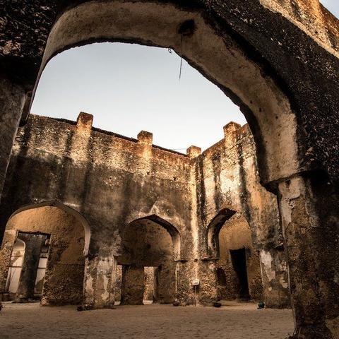 巴尔的遗产武器解析：解锁最强装备新奥秘