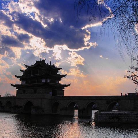 黄昏时分，IGN9分，叙事大师新篇章