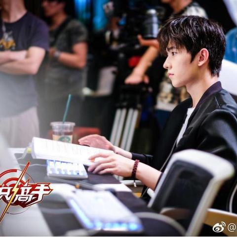 4K画质重现《红色警戒2》经典动画，揭秘全新战略启示录