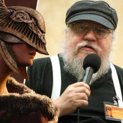 《Elden Ring》传奇再续：乔治马丁自由挥洒，创作新篇章