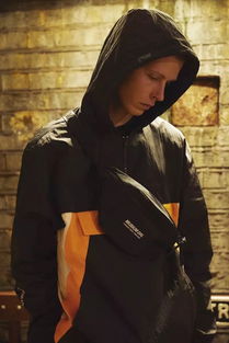 赛博朋克新潮流，李易峰海报造型惊艳亮相