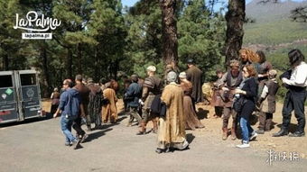 《巫师》剧集片场照曝光，群演阵容揭秘引关注