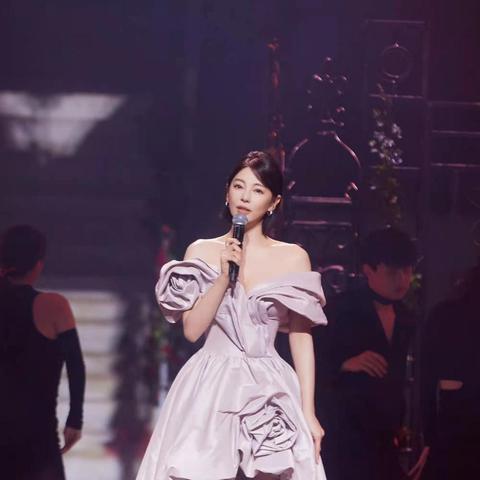 《刀牌》玩家热议：在线不足500人，V社亟需创新突破