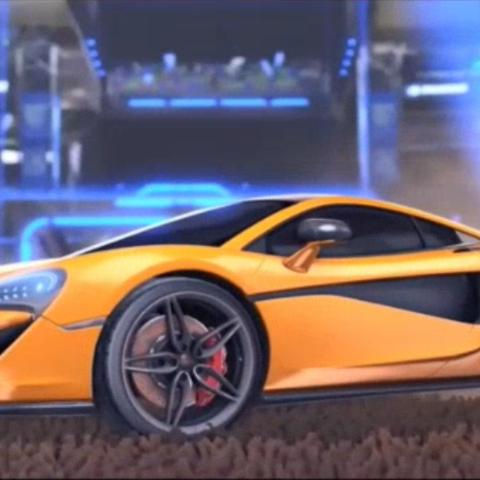 身残志坚制作人匠心独运，《火箭联盟》迈凯轮版震撼来袭，创新体验再升级