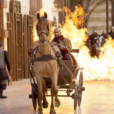 箭术对决：罗宾汉电影游戏新玩法大揭秘