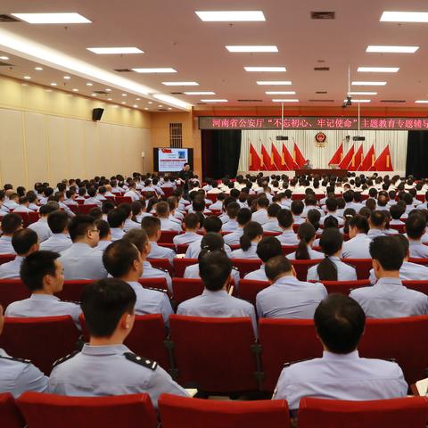 《使命召唤15》惊现僵尸乱斗，大逃杀新篇章混乱升级！