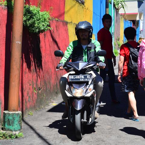 《彩虹六号：围攻》新图曝光：揭秘农场与贫民窟对决新篇章