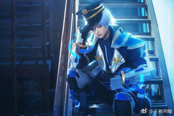 五仁叔cos诸葛亮，铃木亮浩演绎赵云，还原三国英姿新风尚