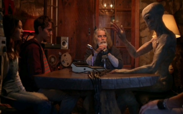 《莎拉绑架之谜：VR外星智斗新体验》