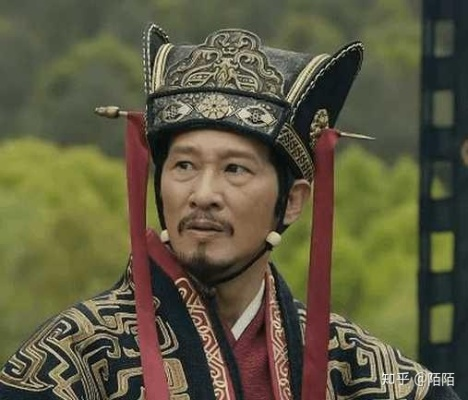 忠心遭疑荀彧：揭秘智谋与忠诚的矛盾冲突