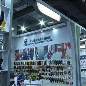 《心动小镇》泡泡袜速得攻略：轻松解锁独特时尚单品