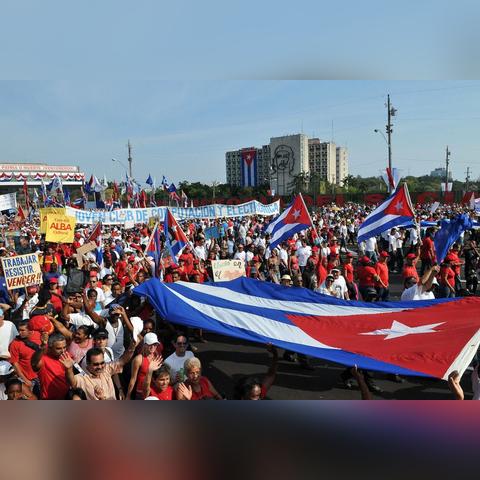 古巴独立游戏开发挑战揭秘：网页加载仅需30分钟