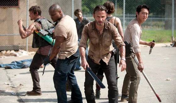 《惨案揭秘：47号角色意外身亡，冰淇淋车轮下隐藏的10大彩蛋》