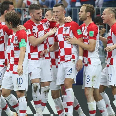 十大游戏开场震撼揭秘：神作预感一览无遗