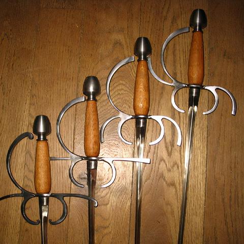 《恶意不息》剑术巅峰，单手刺剑绝技全新演绎