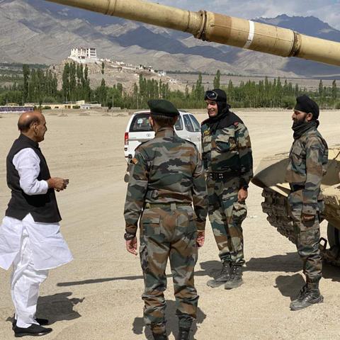 达拉克攻略解析：装备推荐与全新战术解析