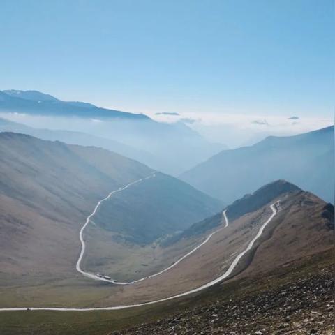 《模拟人生4》DLC新篇章：探索未知家园秘境