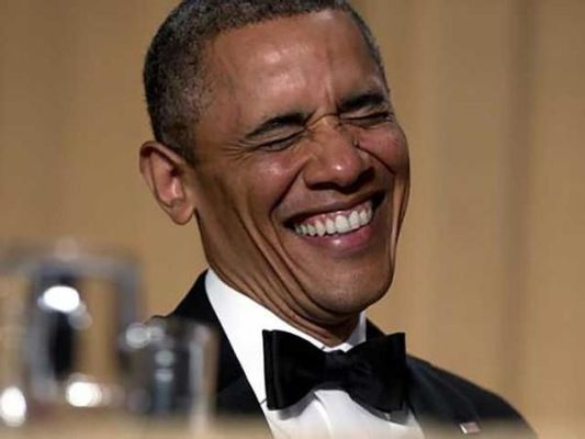 《捏脸狂欢！白狼奥巴马尸体堆现神秘新价值》