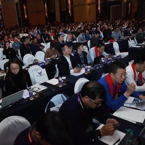 《战争机器4》新锐武器曝光，揭秘未来战场制胜秘钥