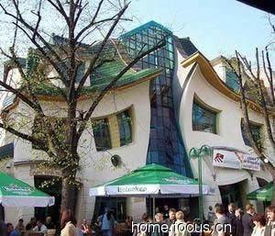 伍德加德教堂隐藏建筑方块位置大揭秘，探秘新玩法！