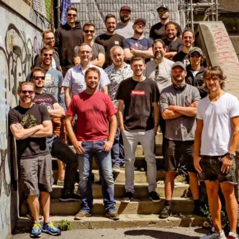 EA助力刺客信条华丽转身，揭秘奢华转型背后的创新奥秘