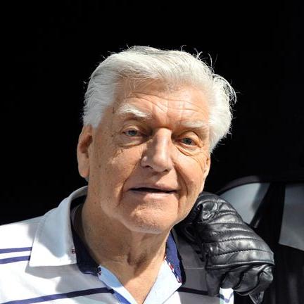 日本打造《星球大战》主题列车，黑武士车头霸气新体验