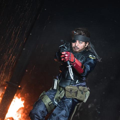 《合金装备5》剧情深度解析：重温幻痛传奇，揭秘未来战争新篇章