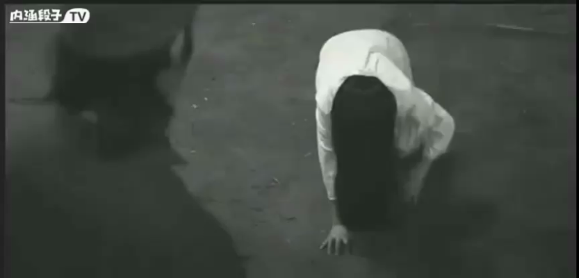 四爪贞子惊悚现身，速速逃离求生指南