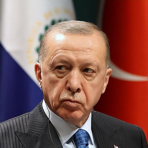 《神之亵渎2》深度解析：揭秘游戏魅力，体验非凡冒险