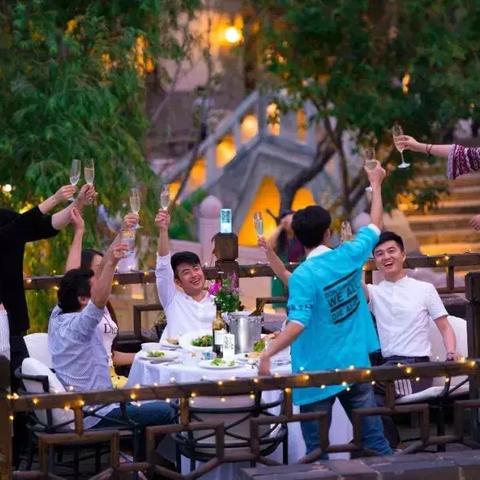 《星空》独家攻略：轻松获取泳装新秘籍