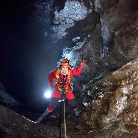《洞穴探险》新纪录诞生！1分55秒挑战极限，刷新速度新标杆