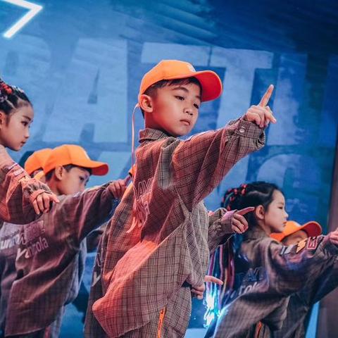 4月8日PC首发《魔法少女嘉年华》四排狂欢，全新联机体验来袭