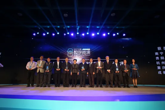 《泰坦陨落》德州首发盛典，揭秘“101”影像赏新篇章