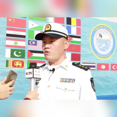 太空海盗僵尸射击战略巅峰融合，全新战术体验震撼来袭