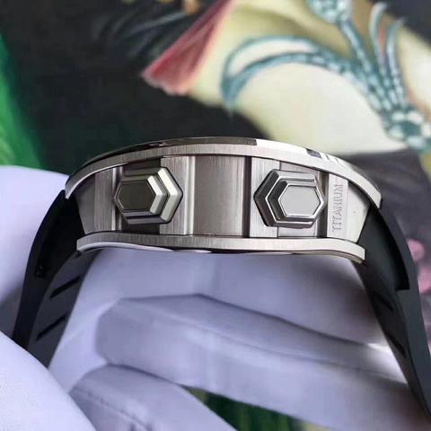 《合金装备：传承典藏版》体积庞大，360平台登录受阻，破解秘籍大揭秘！