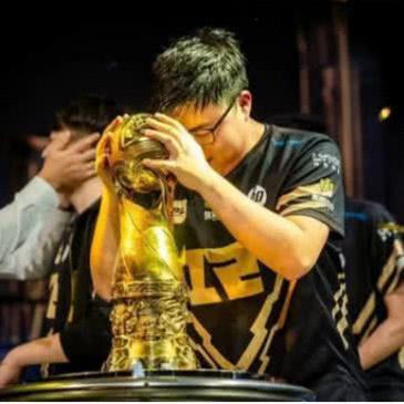 游戏力胜MBA！玩家潜力新突破，研究揭示电竞新价值