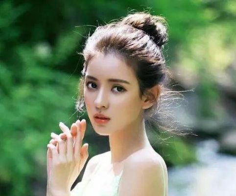 绝美民间女子秒杀明星，揭秘新晋网红魅力法则