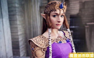 阳光美少女COS盛宴：治愈女神的搞怪瞬间