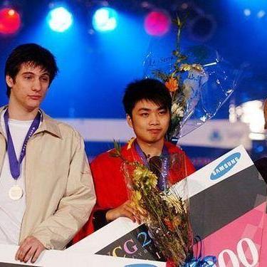 人皇Sky惜败FLY，三冠王昆山梦碎再创电竞传奇