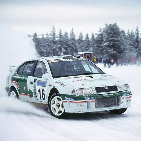 《赛车计划》雨中驰骋新体验，雨天效果图惊艳亮相