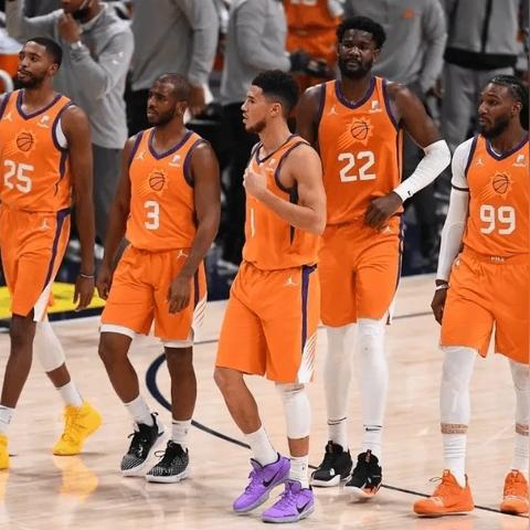 待我剑指宝藏，有种别走笑谈间